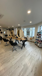 Photo n°13 de Bourth Coiffure by Mélanie à Bourth (Salon de coiffure)