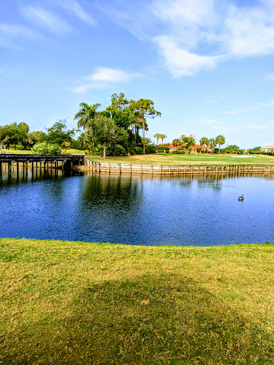 Palm Cove Golf & Yacht Club