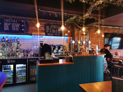 Corner House Coffee Bar & Kitchen Gallery - United Kingdom