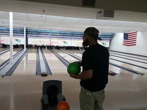 Gold Cup Bowling Center - Thumbnail