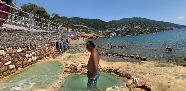 Θερμά Λουτρά
