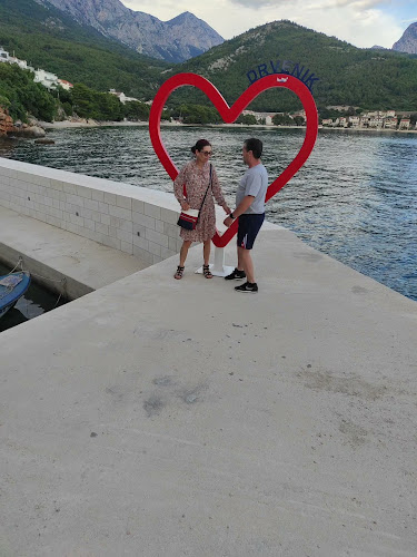Recenzije Drvenik Palace u Gradac - Hotel