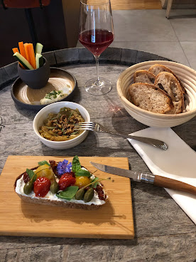 Marlou wine bar & store by null