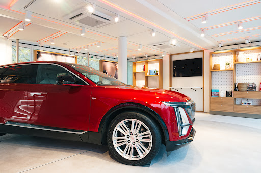 Cadillac Showroom Stockholm, Täby Centrum - Thumbnail
