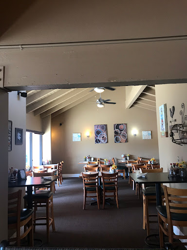 Kathy May’s Lakeview Cafe
