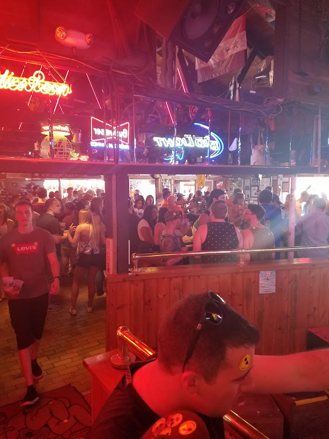 Boardy Barn