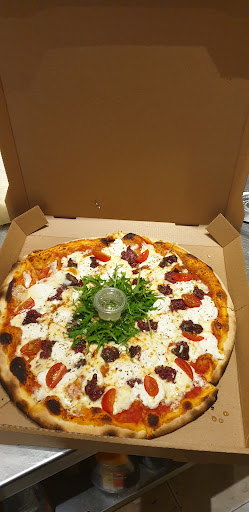 Photo 5 - Favolsa Pizza