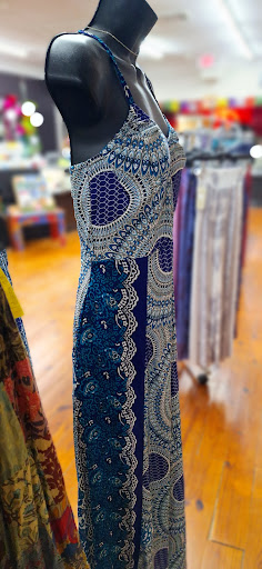 David's Gallery- Smoke Shop and Hippie Boutique - Thumbnail