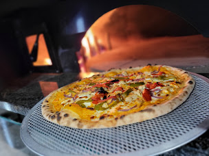 Photo n°11 de La Casa TOTO à Saint-Étienne-du-Grès (Pizzeria)