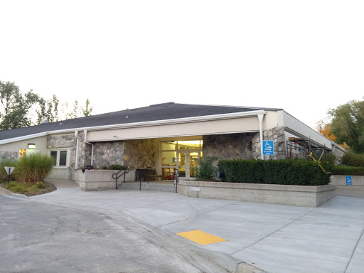 Davis County Library Layton Branch Gallery - United States