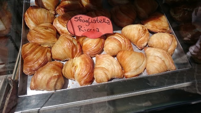 Sfogliatella Mary