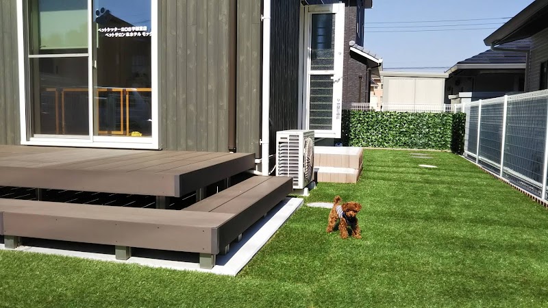 サロン&ホテル モック