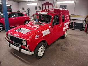 Photo n°3 de Garage du Donon - Technicar Services à Abreschviller (Magasin de pneus)