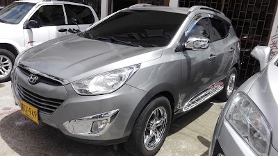 Photos of thom cars
