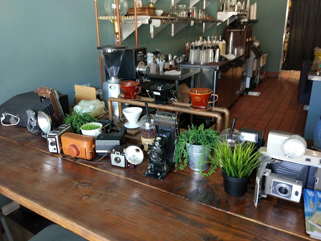 Hide Out Café