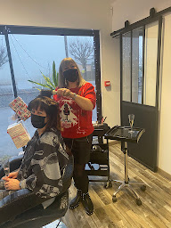 Photo n°11 de L'épi Tête à Cosnes-et-Romain (Salon de coiffure)