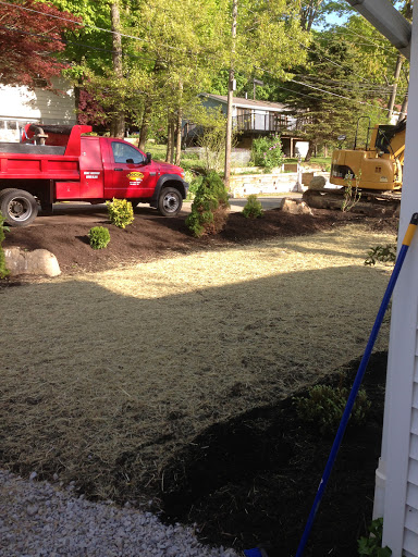 Decker Excavating - Visual