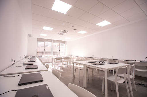 ILERNA Barcelona - Centro de Formación Profesional