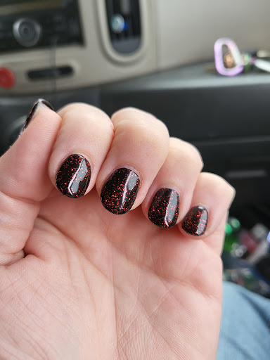 QNails - Thumbnail