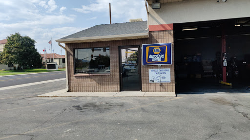 Powell's Automotive