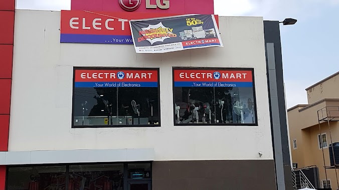 Electromart- East Legon branch, Author: Henrik Scherp