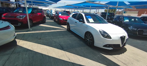 AutobacsaSeminuevosLeónCampestreChrysler - Thumbnail