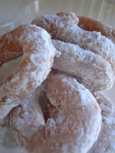 Pink's Mini Donuts - Visual
