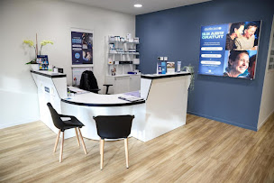 Photo n°10 de Audioprothésiste Surgères - Audio 2000 à Surgères (Service de réparation d'appareils auditifs)