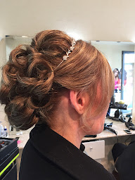 Photo n°41 de Karine Coiffure à Verberie (Magasin de produits de beauté)