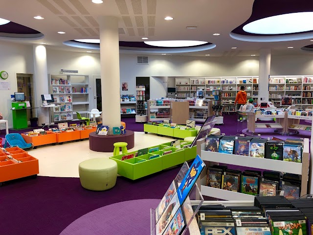 Bibliothèque Flora Tristan