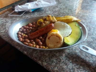 Photos of A Comer Se Dijo