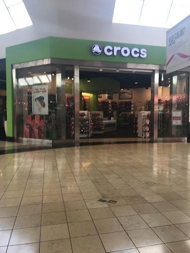 Crocs at Miami International