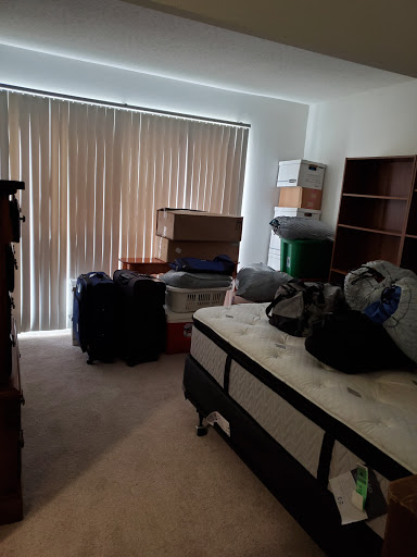 Tranquil Moving Gallery - United States