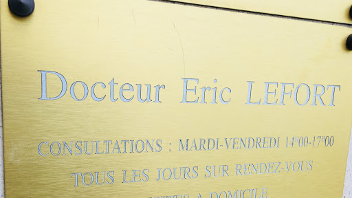 Dr Eric LEFORT