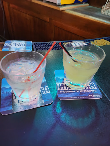 Punky's Pub - Visual