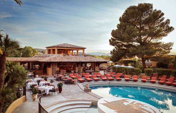 Hôtel Byblos by null