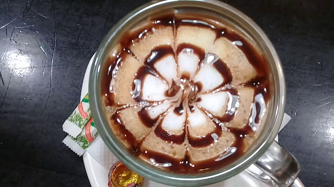 Opiniones de Ponche Suizo Baños en Baños de Agua Santa - Cafetería