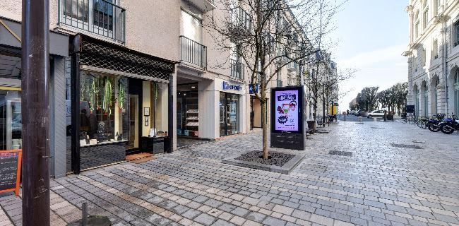 Numéro de téléphone de Suzani : salon de thé, restaurant et boutique de créateurs et d’artisanat