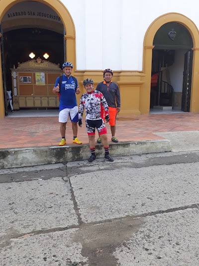 Photos of Parroquia Santiago Apostol