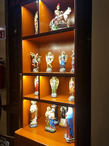 La Taberna De Chuy - Visual