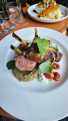 Domaine South wine shop & wine bar - Thumbnail