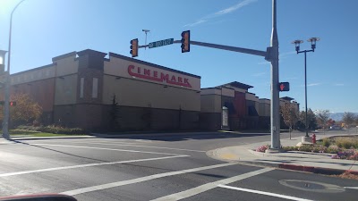 Cinemark University Mall