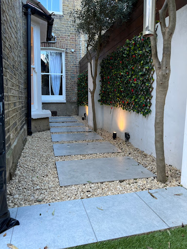APM Electrical Services in London - Thumbnail