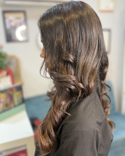 ✨ Premium Balayage Hair Color in Ashiyana, Lucknow ✨ post image