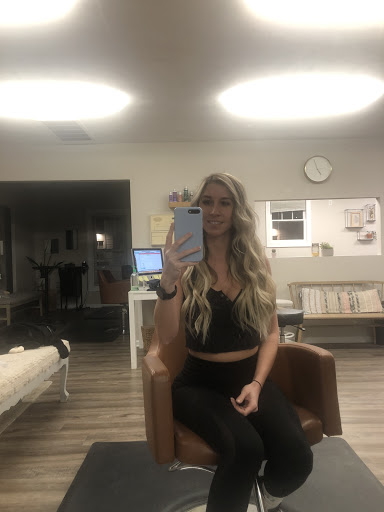 Kellen's Salon - Thumbnail