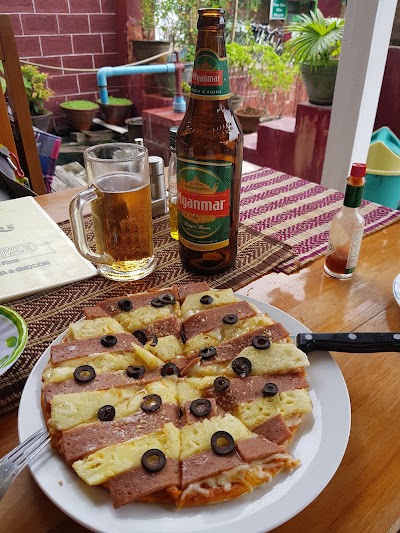 Photos of Star Flower Italian Pizza