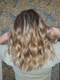 Photo n°12 de Claire MONTIER coiffure à Saint-Malo (Salon de coiffure)