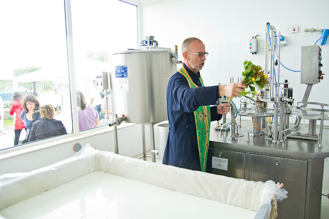 Млечни и месни продукти от Ферма "Под Балкана" - Карлово