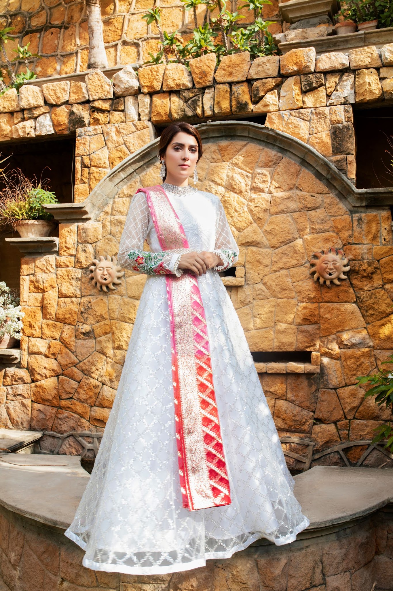 Rj's Pret - UK - Bridal Fashion - photo 1