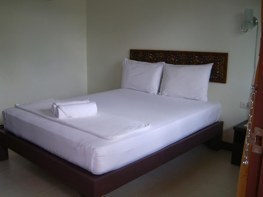 Baan Karnjana Hotel